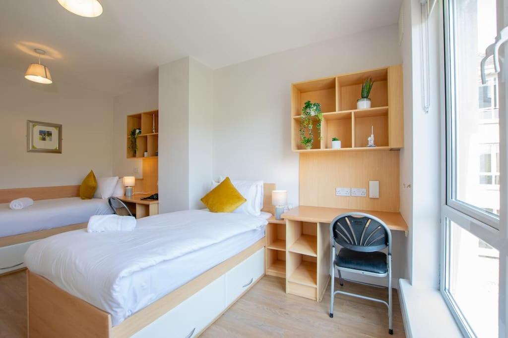 106 - The Townhouse By Shortstays Galway Esterno foto