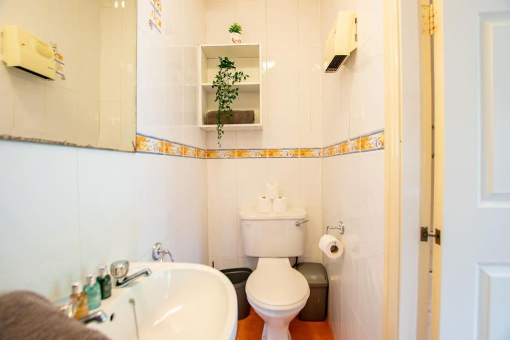 106 - The Townhouse By Shortstays Galway Esterno foto