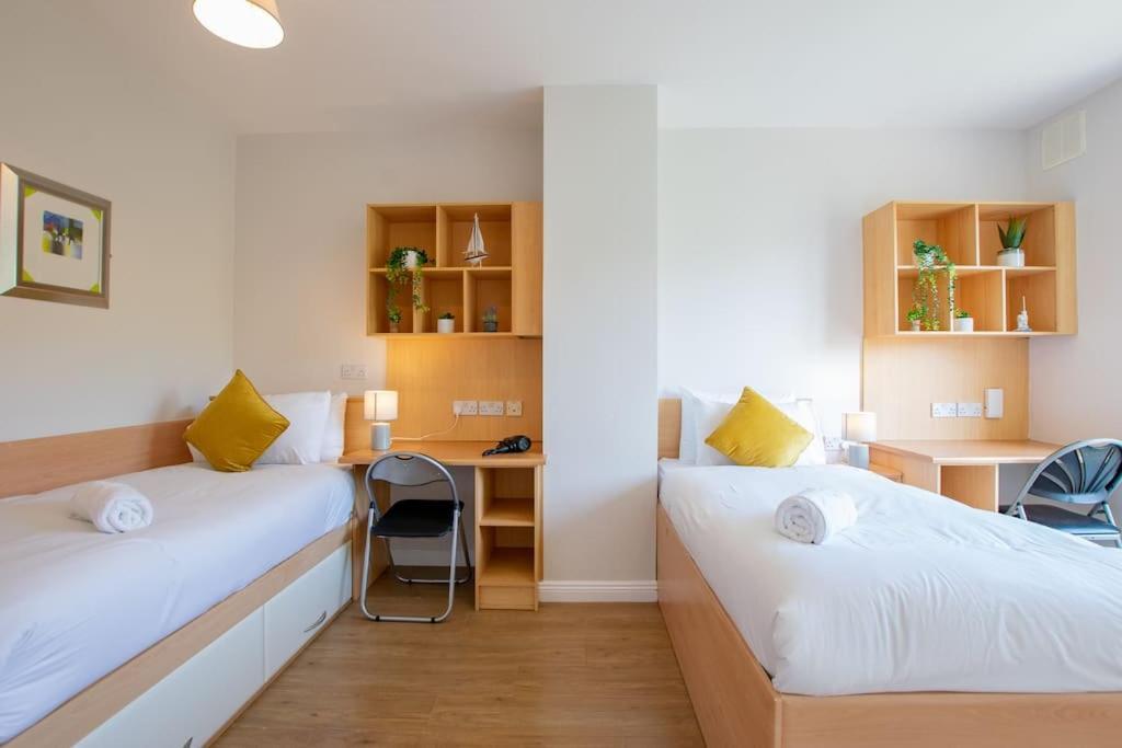 106 - The Townhouse By Shortstays Galway Esterno foto
