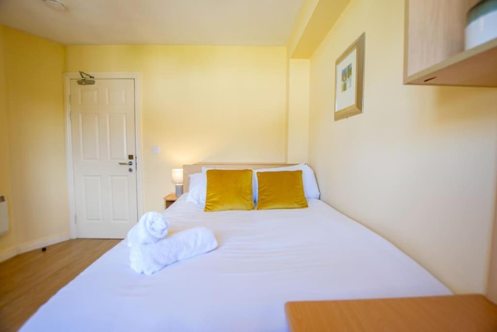 106 - The Townhouse By Shortstays Galway Esterno foto